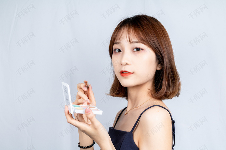 券商晨会精华 | 银行股短期调整不改长期向好逻辑